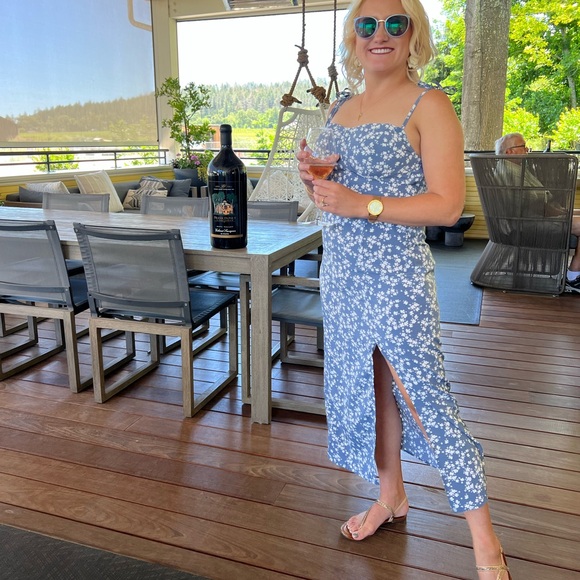 Meet your Posher, Dainty - Picture 7 of 8